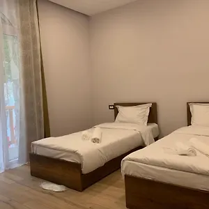  Gasthuis Stone House Albanië
